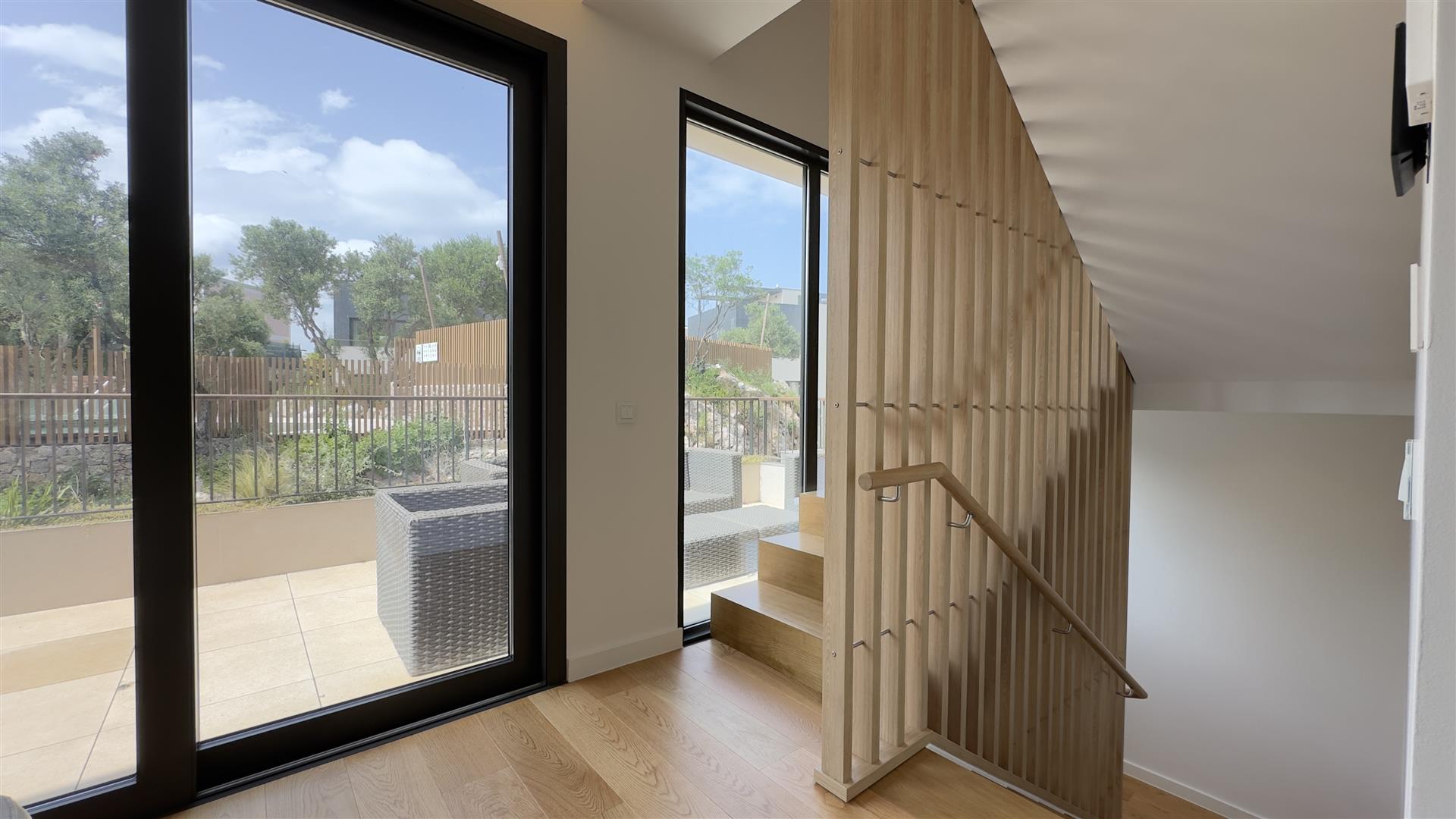 Image of House - 4 Bedrooms - 4 Bathrooms for Rental in North Gorge-Gibraltar, Image 13